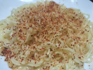 振りかけるキムチ